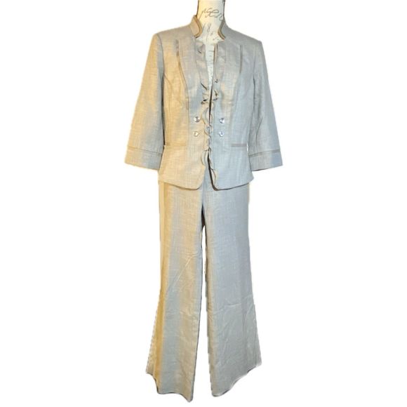 White House Black Market Jackets & Blazers - White House Black Market Legacy Suit Size 12 Light Brown